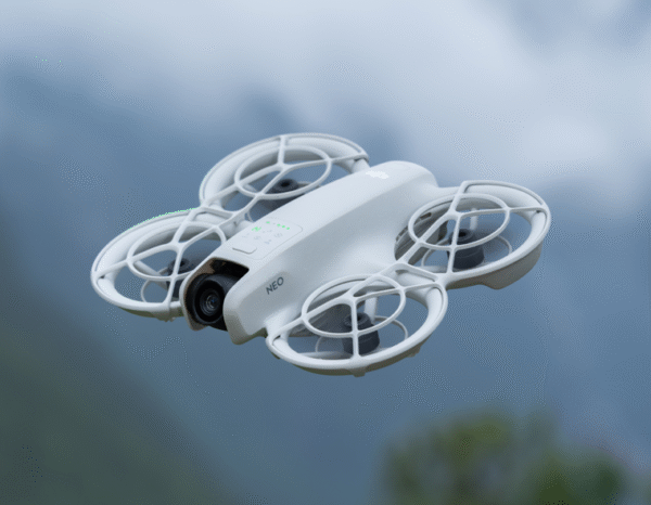 DJI Neo Drone Fly More Combo