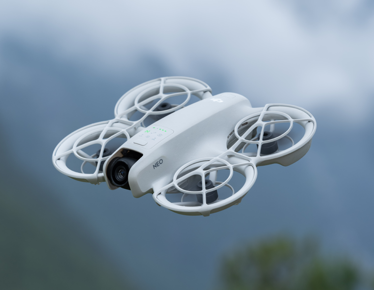 DJI Neo Drone Fly More Combo